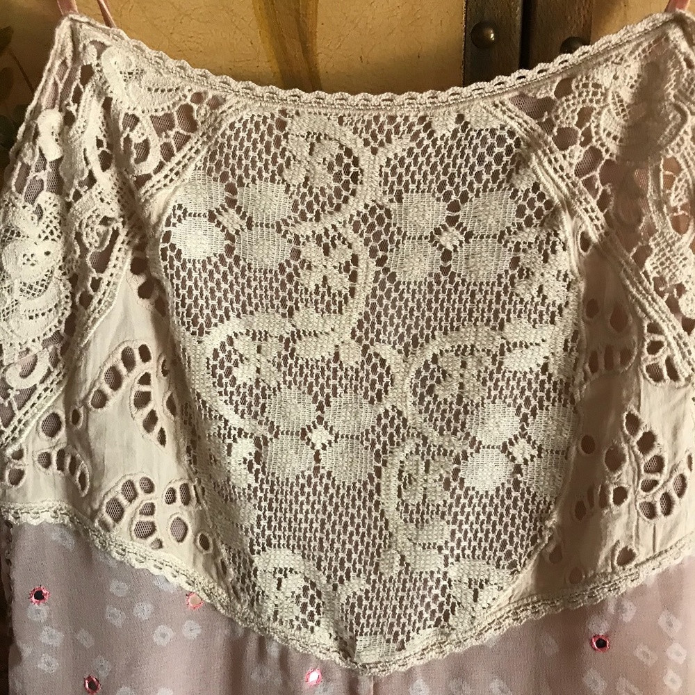 🌙Free People Pastel Pink Embroidered Jumpsuit - Picture 4 of 7